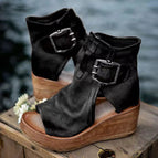 Black / 4