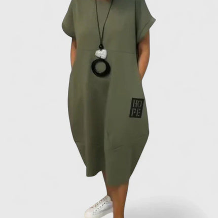 Thalyssiah | Comfortable Midi Dress