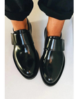 Black / 4
