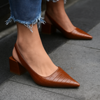 Brown / 3