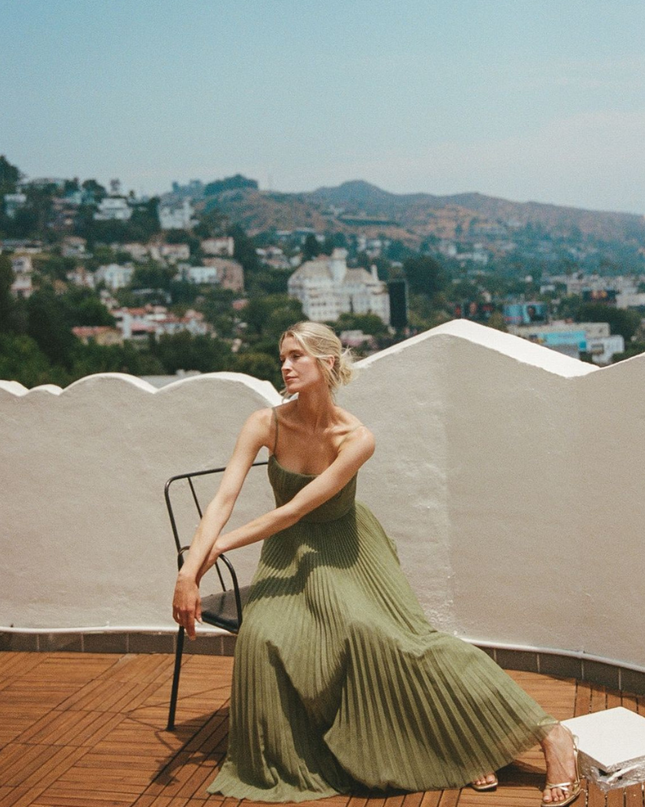Women’s Dress | Sleeveless Pleated Maxi