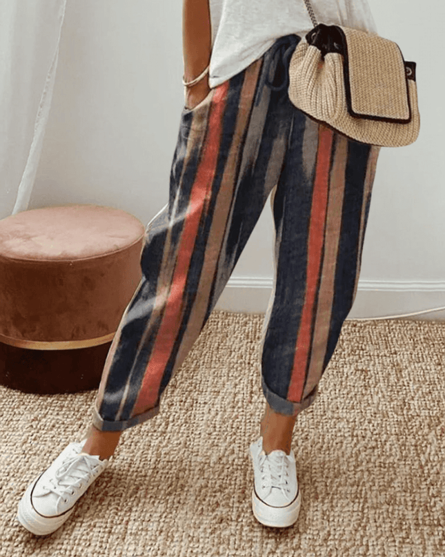 Women's Trousers | Straight shape and Cropped Length