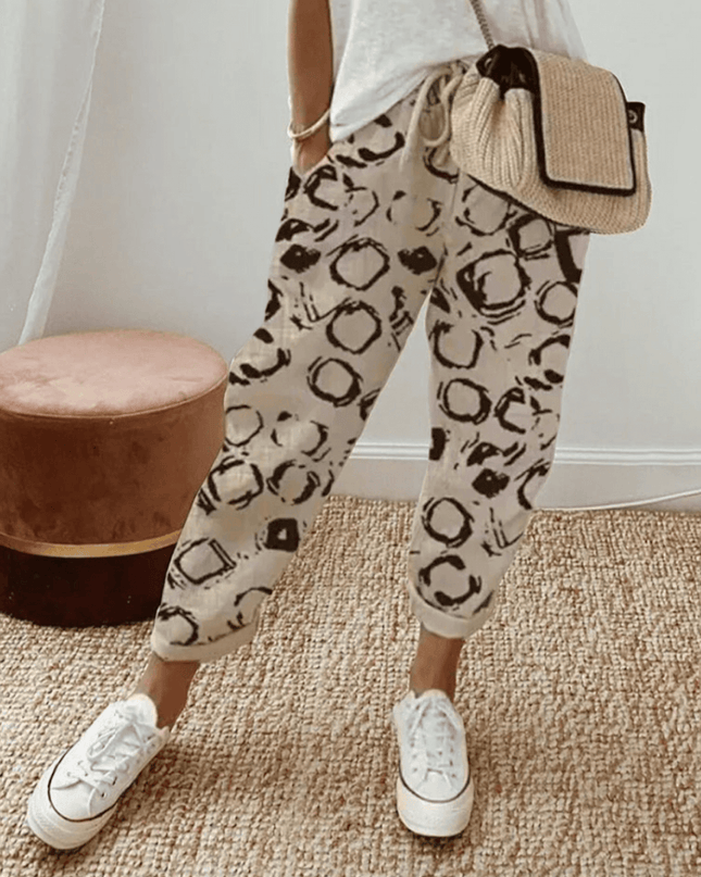 Women's Trousers | Straight shape and Cropped Length