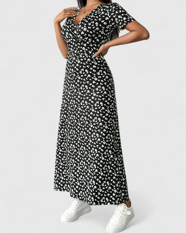 Yulivette | Sophisticated Maxi Dress