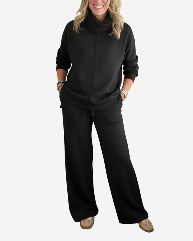 Evelyne - Two-Piece Travel Set With Turtleneck