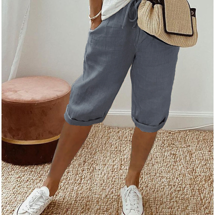 Women's Shorts | Pull-On Straight Leg Cropped