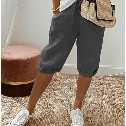 Women's Shorts | Pull-On Straight Leg Cropped