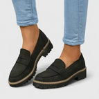 Black / 6